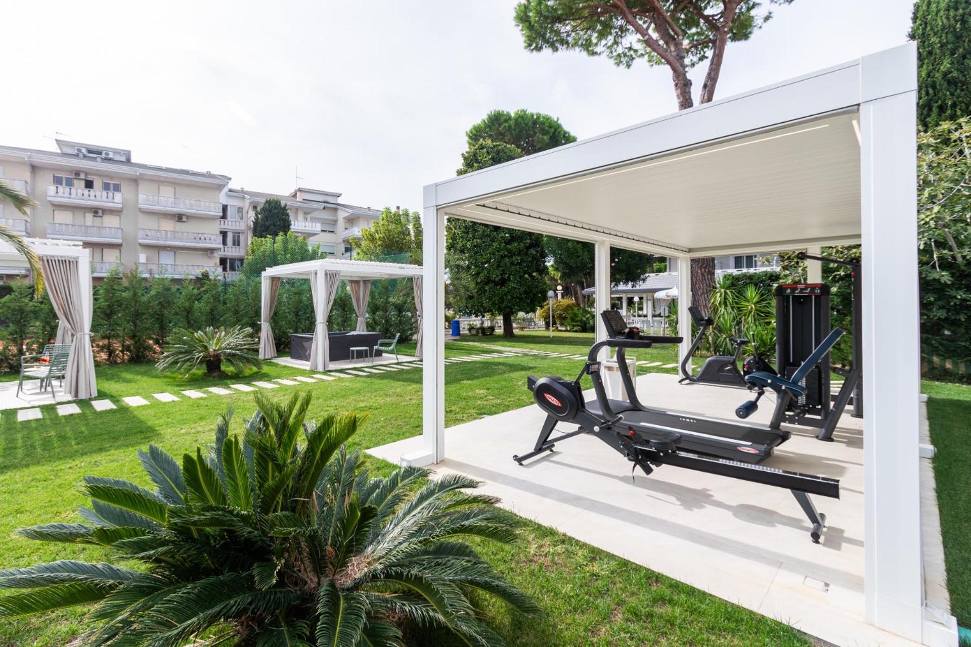 Hotel Al Cigno Lignano Sabbiadoro Exteriör bild