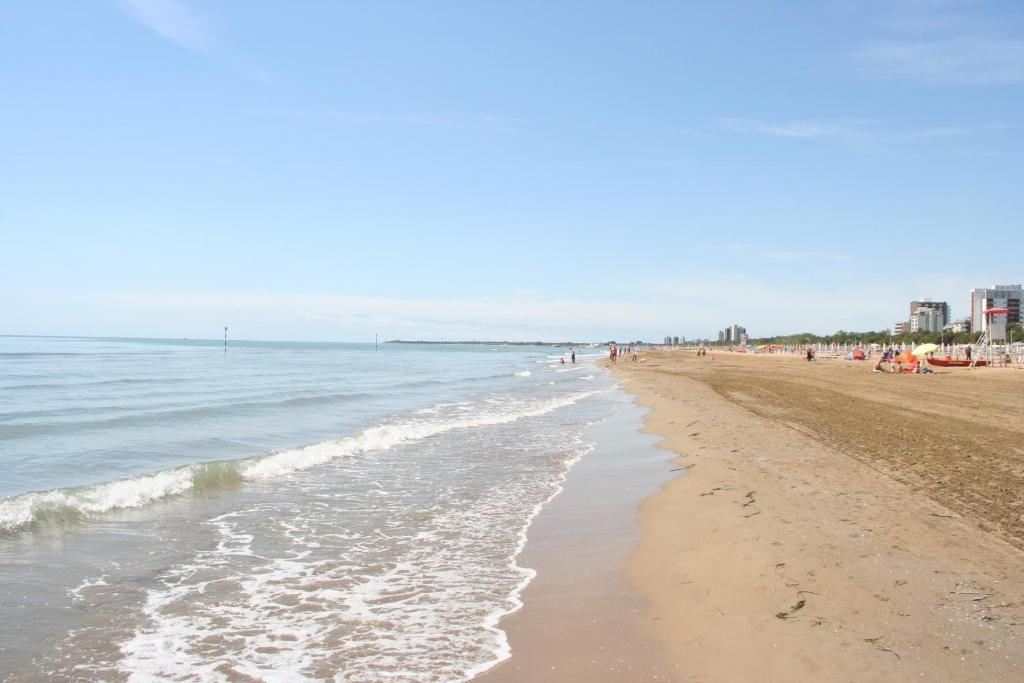 Hotel Al Cigno Lignano Sabbiadoro Exteriör bild